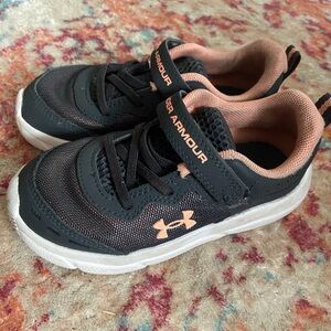 Under Armour Kids' Black and Peach Sneakers